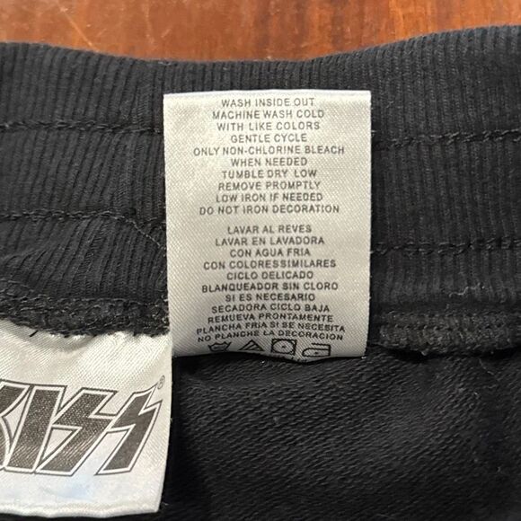 KISS Black Pink Dolphin Shorts Women’s XS Junior’s Medium - Picture 5 of 5